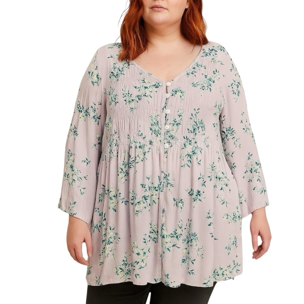 NWT Torrid 3 (3X) Pink Floral Blouse Pleated Button Front Modest Office Casual